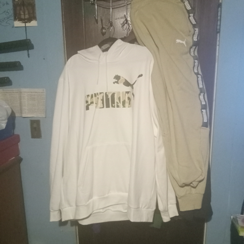 Sweat suit
